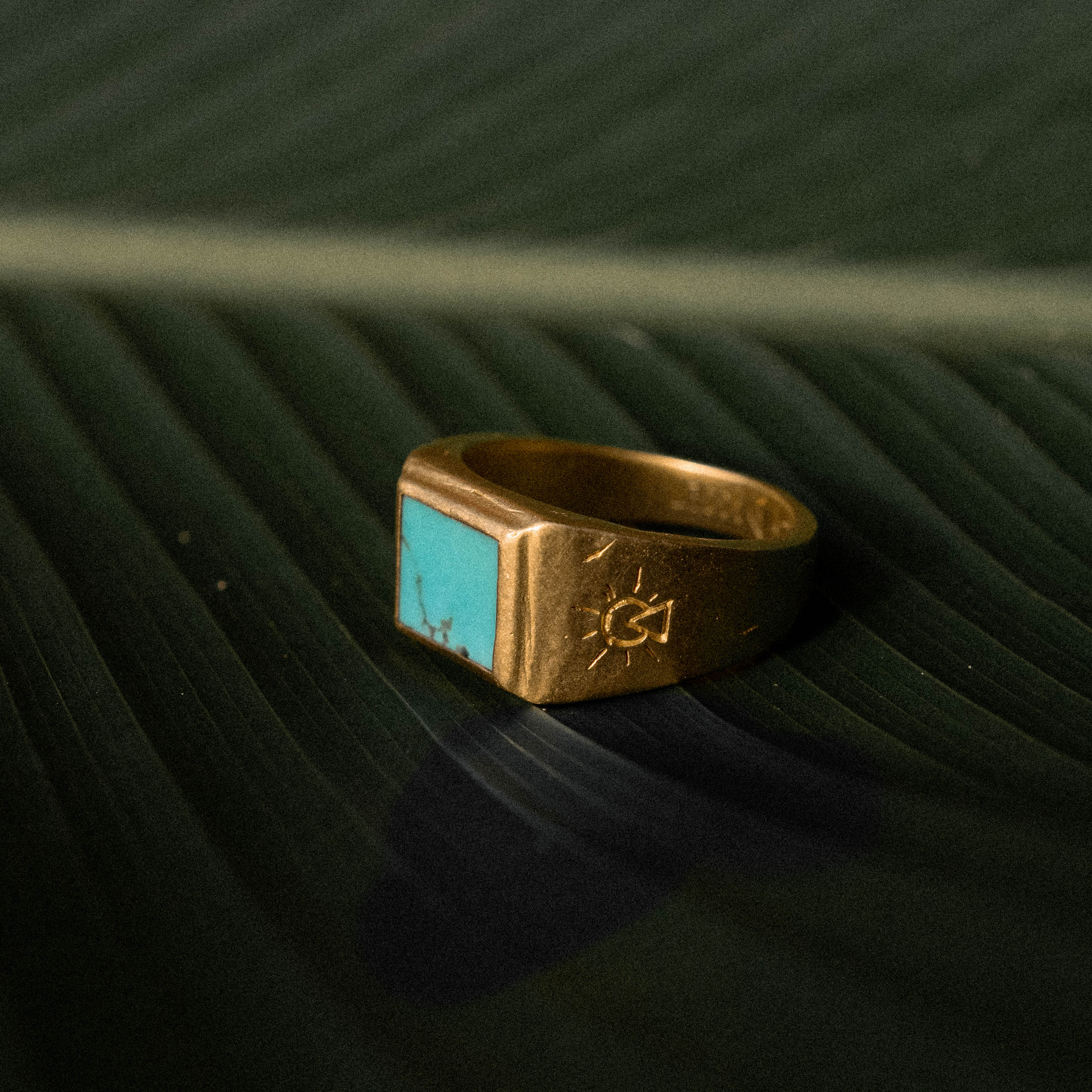 Tibetan Turquoise Dreamer (G)