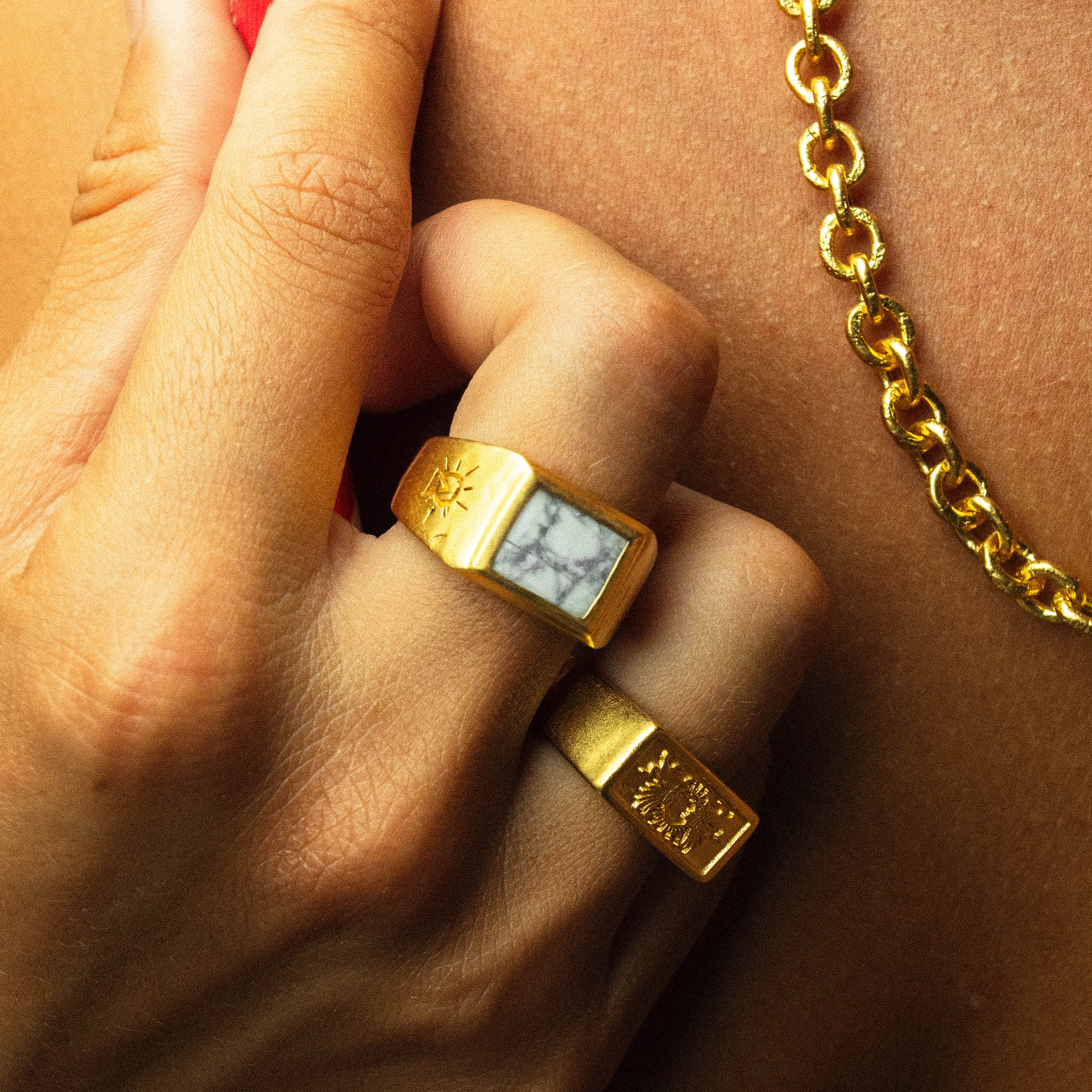 White Howlite Seeker (G)