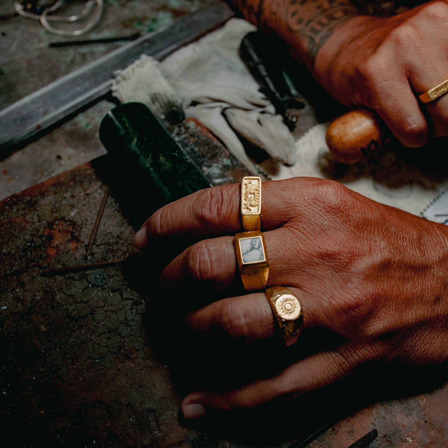 White Howlite Seeker (G)