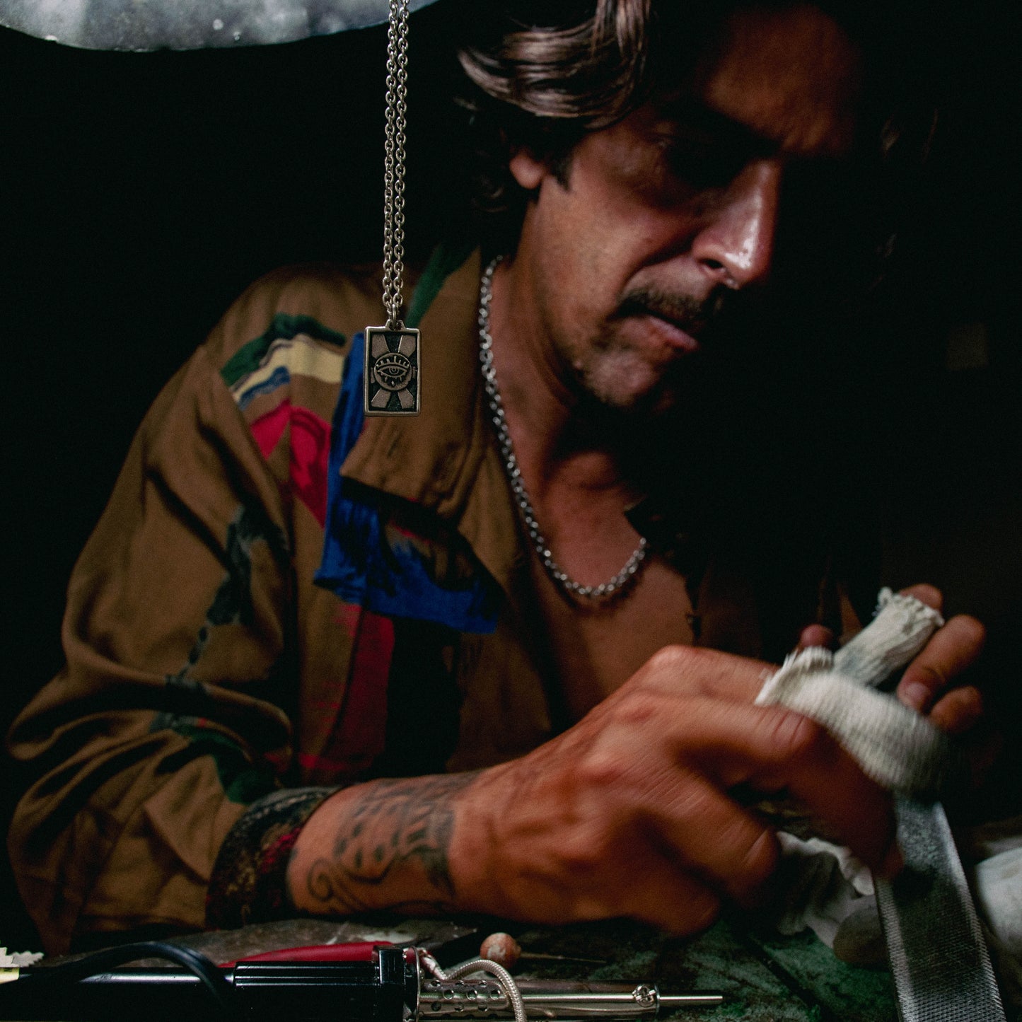 White Howlite Seeker (G)