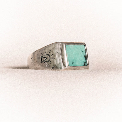 Tibetan Turquoise Dreamer