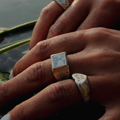 White Howlite Seeker